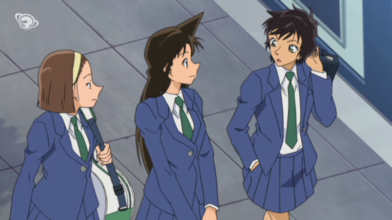 Fitxer:La Sonoko, Ran i la Masumi parlant.png