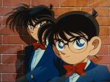 En Conan i en Shinichi